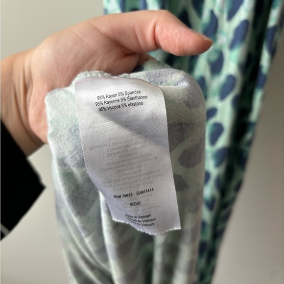 Motherhood maxi maternity dress‎ color teal and white size M - Picture 6 of 7